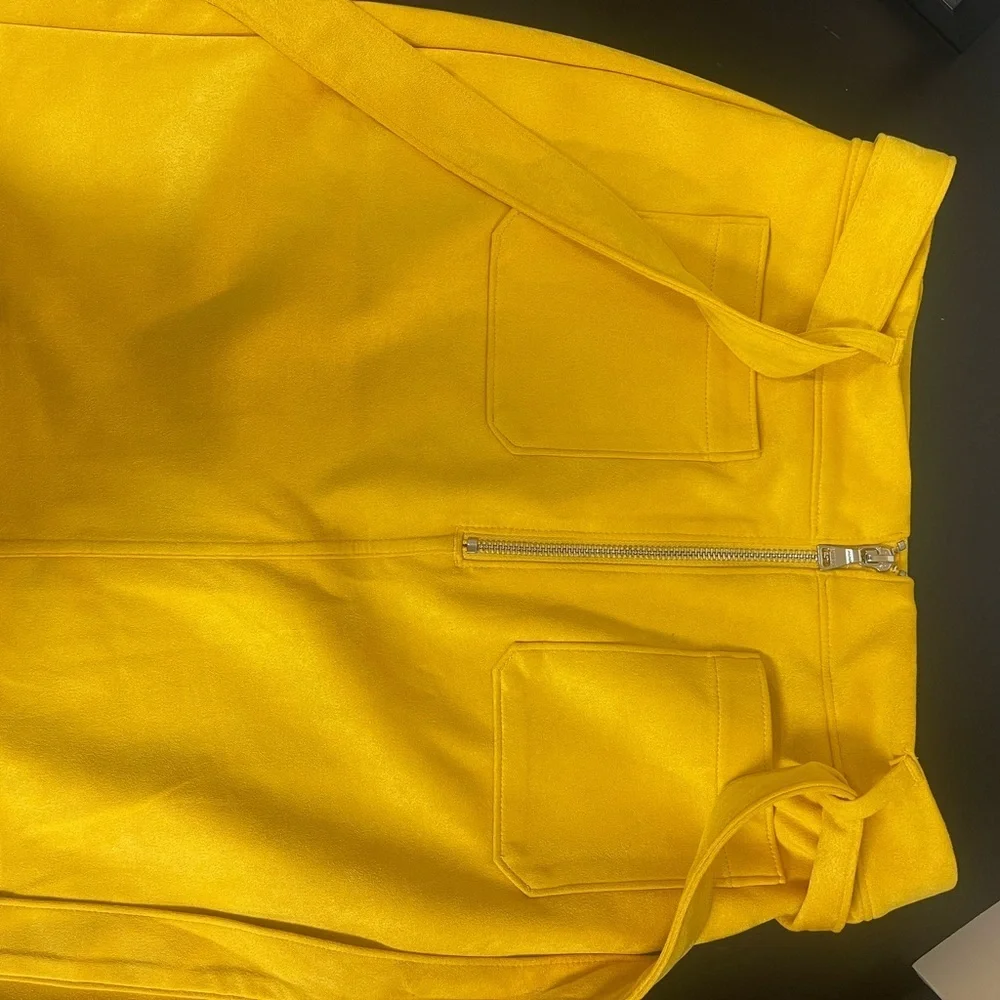 Express Yellow Suede Feel Belted Skirt - Picture 2 of 5